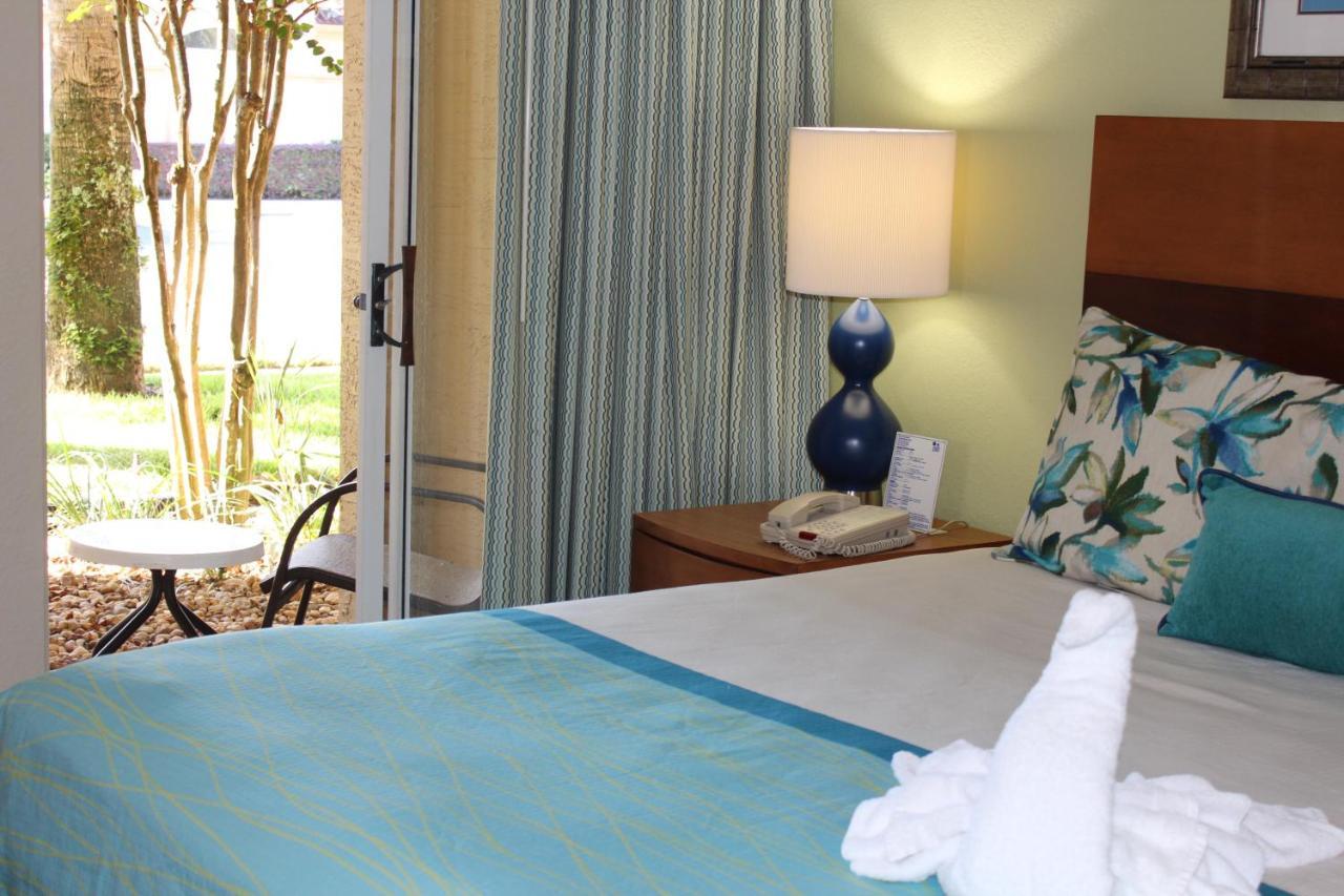 Deluxe King Suite