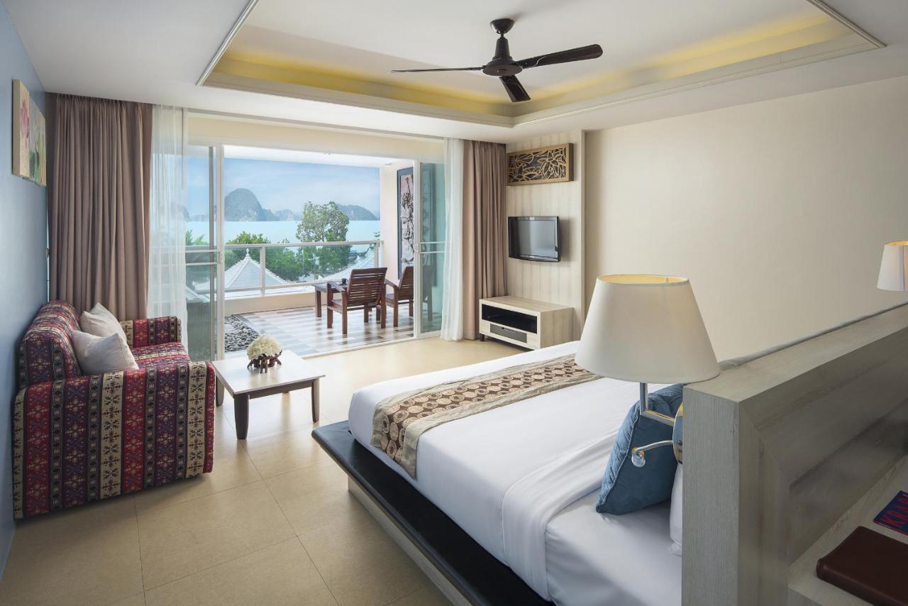 Deluxe Jacuzzi Sea View
