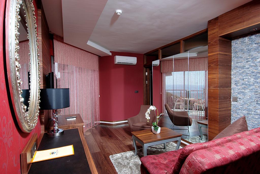 Executive One-Bedroom Suite