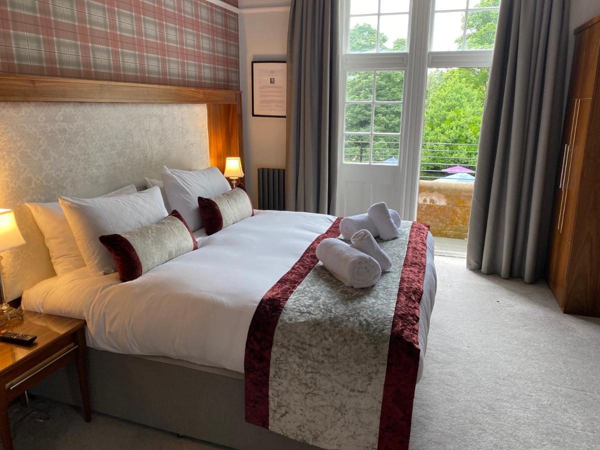 Superior Zimmer mit Kingsize-Bett