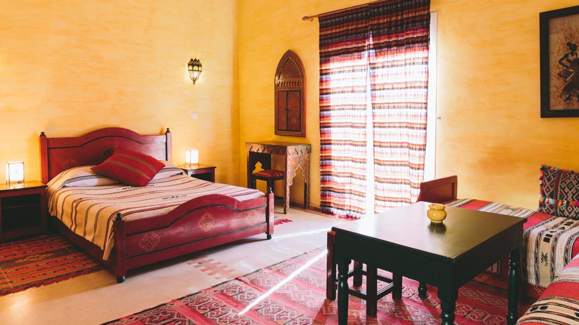 Mini Suite,112839783:JPEG
