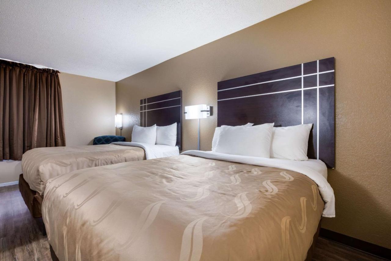 Double Room with Two Double Beds - Smoking