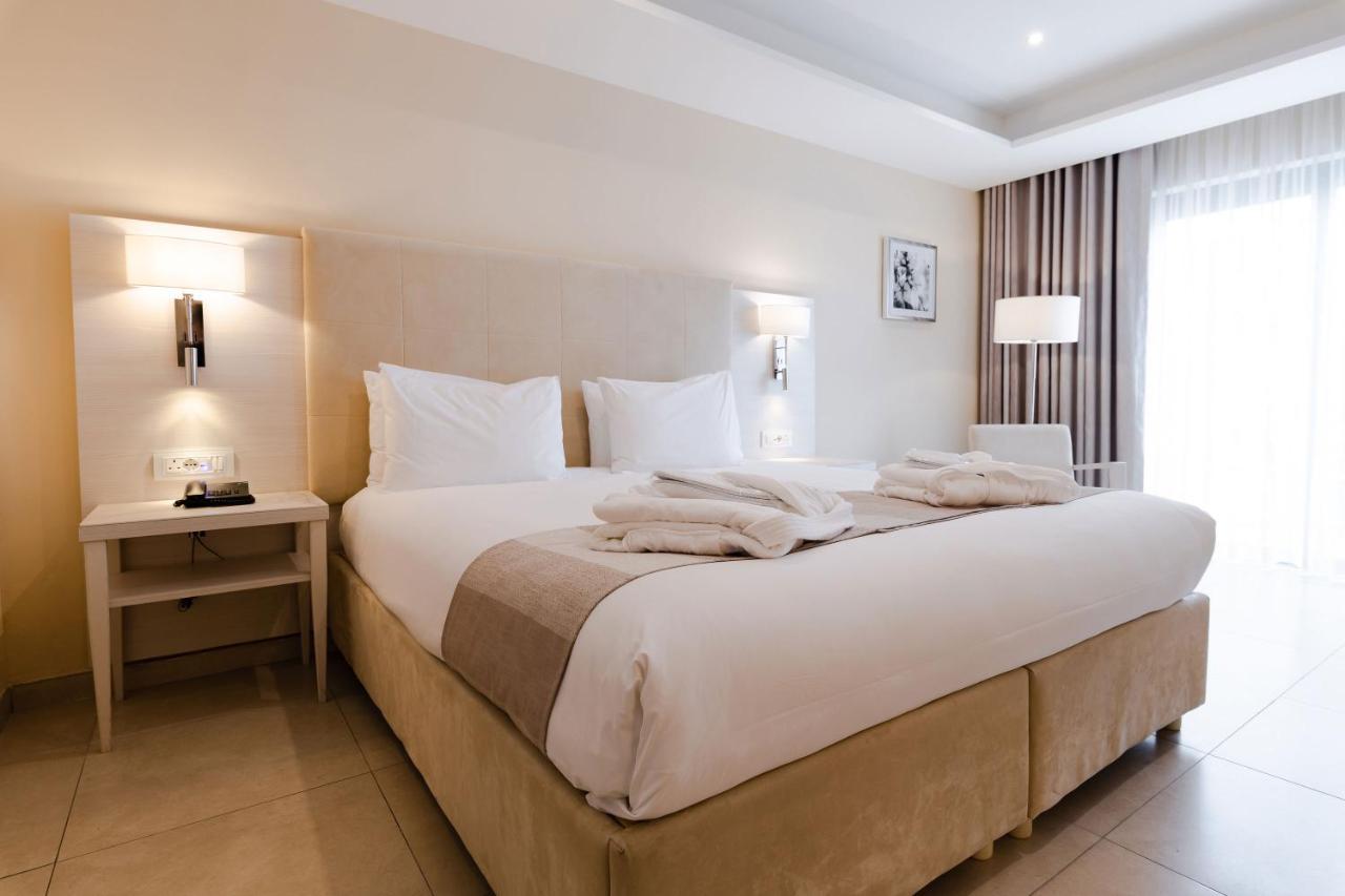 Deluxe Double or Twin Room Balcony