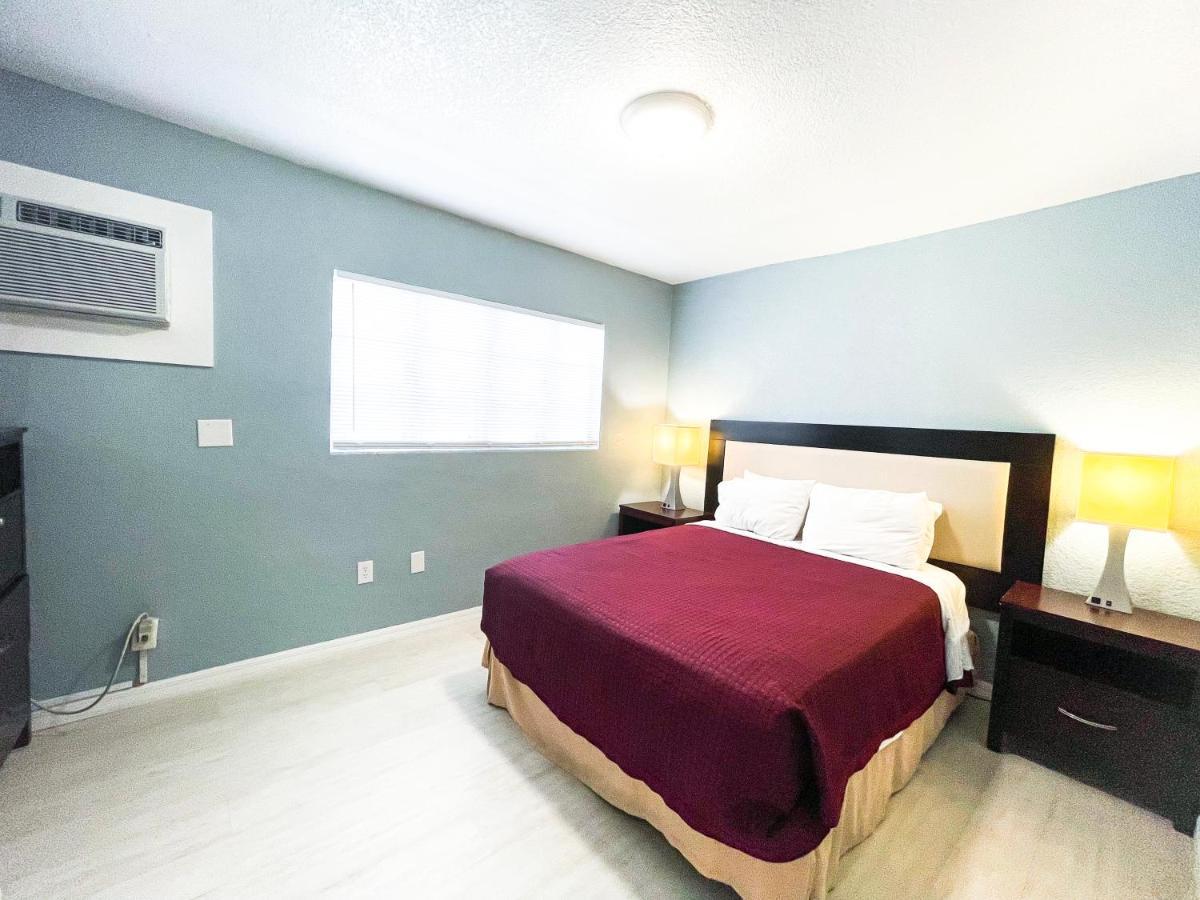 Deluxe Apartment,1174007145:JPEG