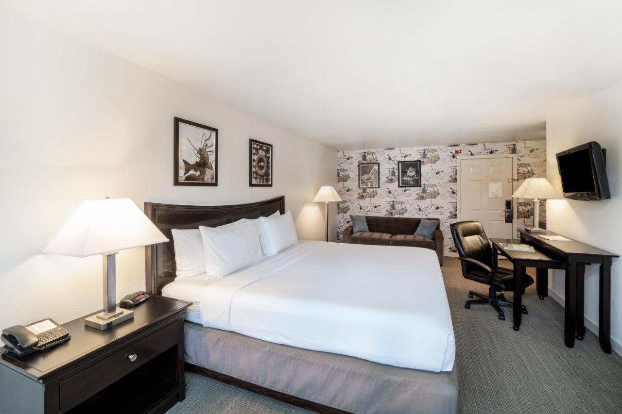 Deluxe Zimmer mit Kingsize-Bett