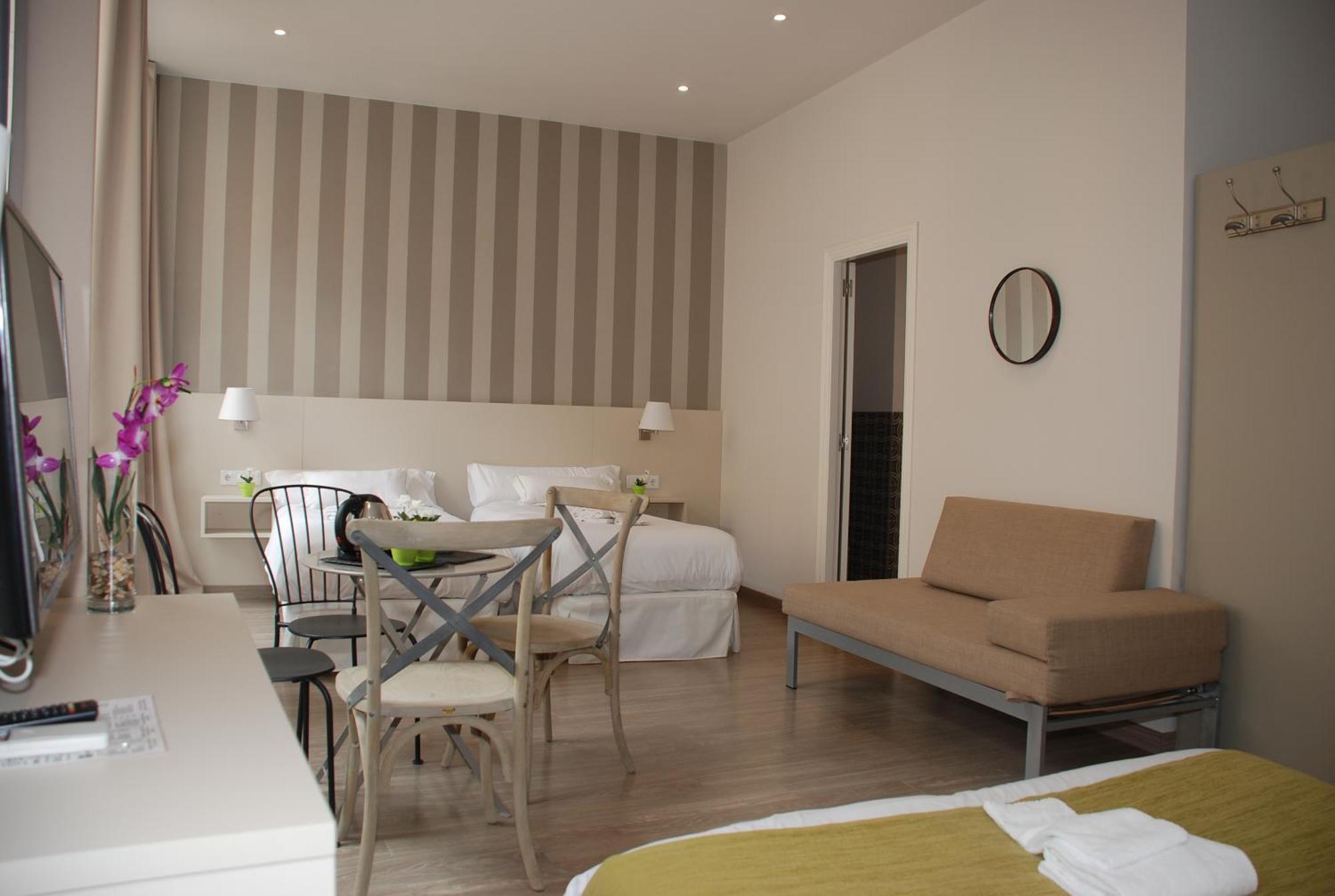 Premium Quadruple Room