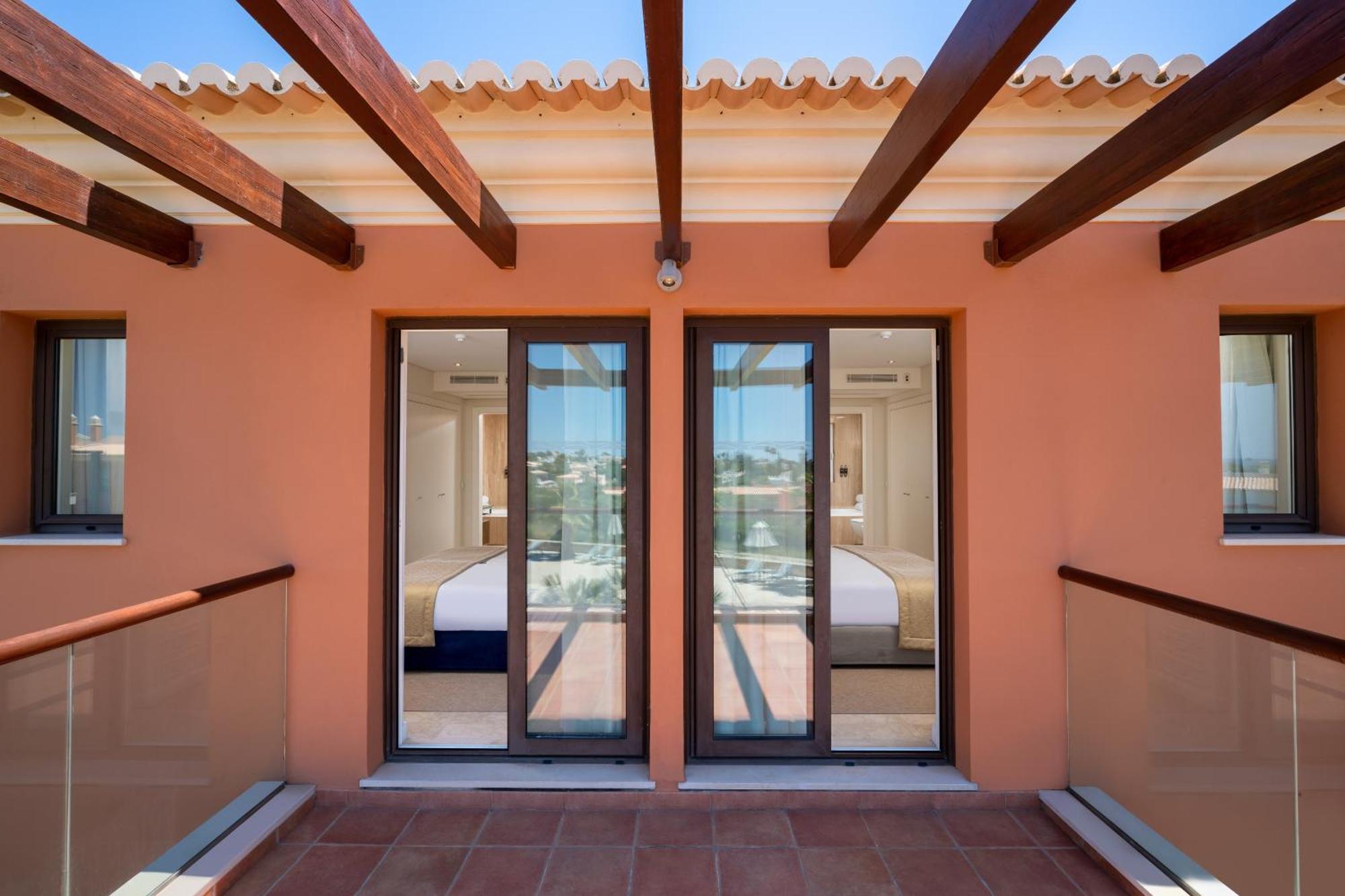 Two-Bedroom Luxury Townhouse,1274509885:JPEG