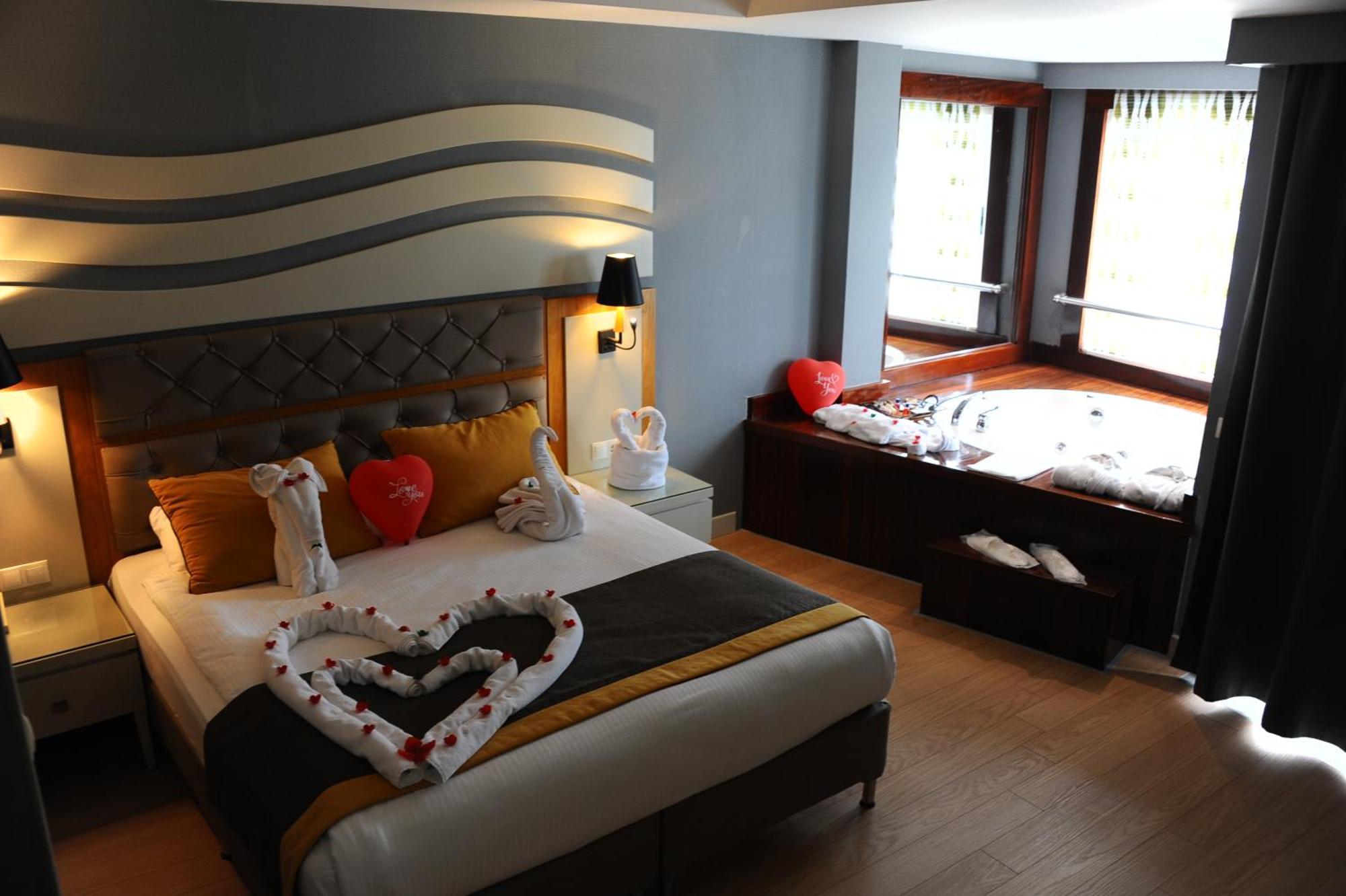 Double Room with Spa Bath