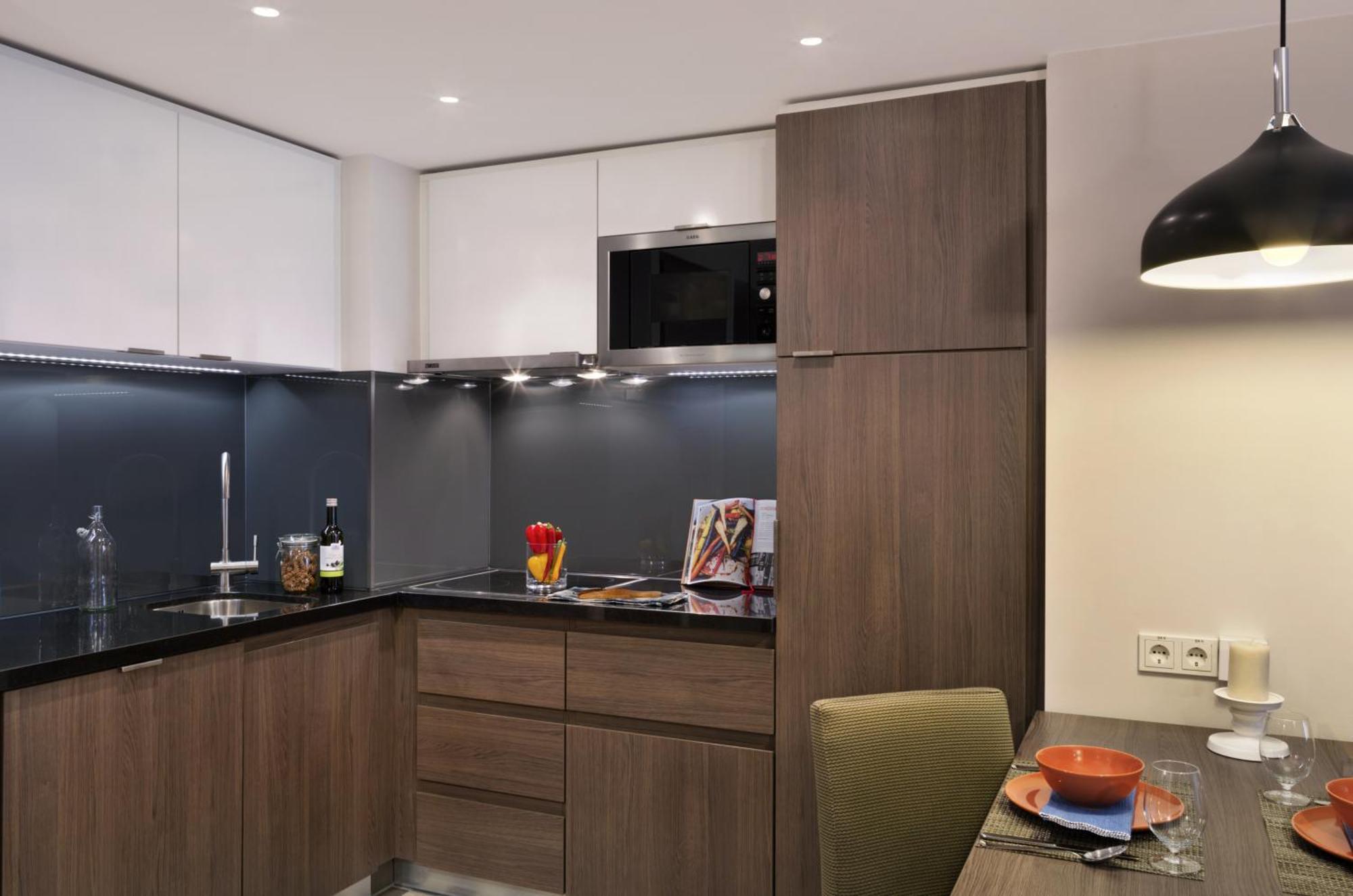 One-Bedroom Apartment,1211934076:JPEG