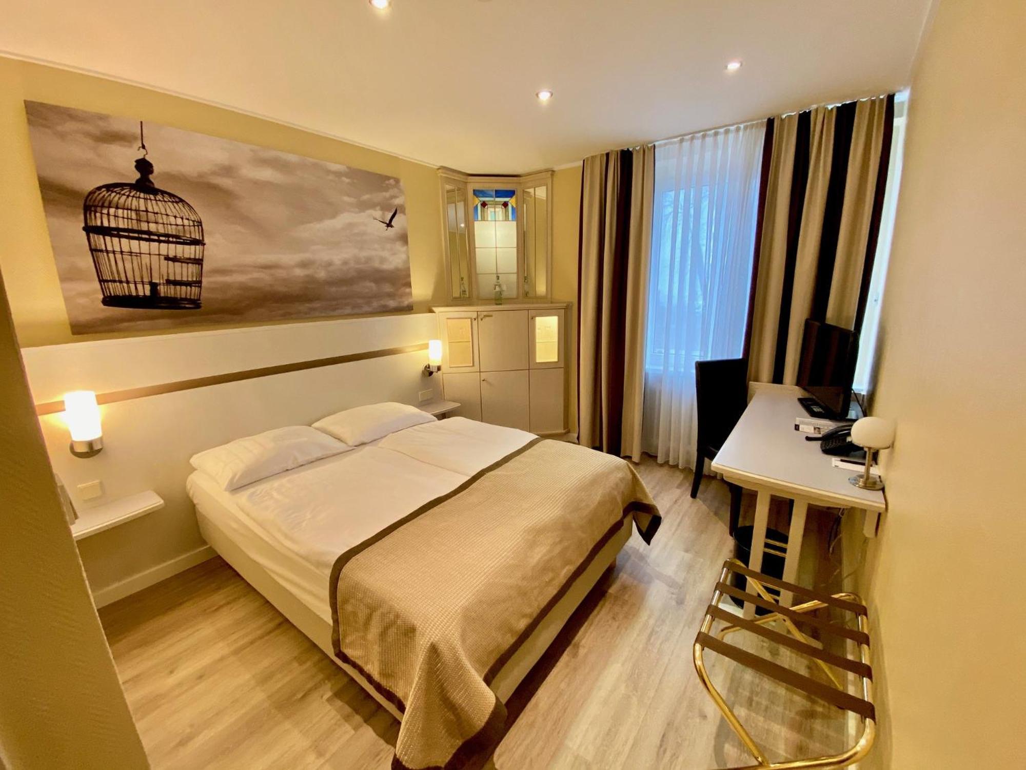 Economy Double Room