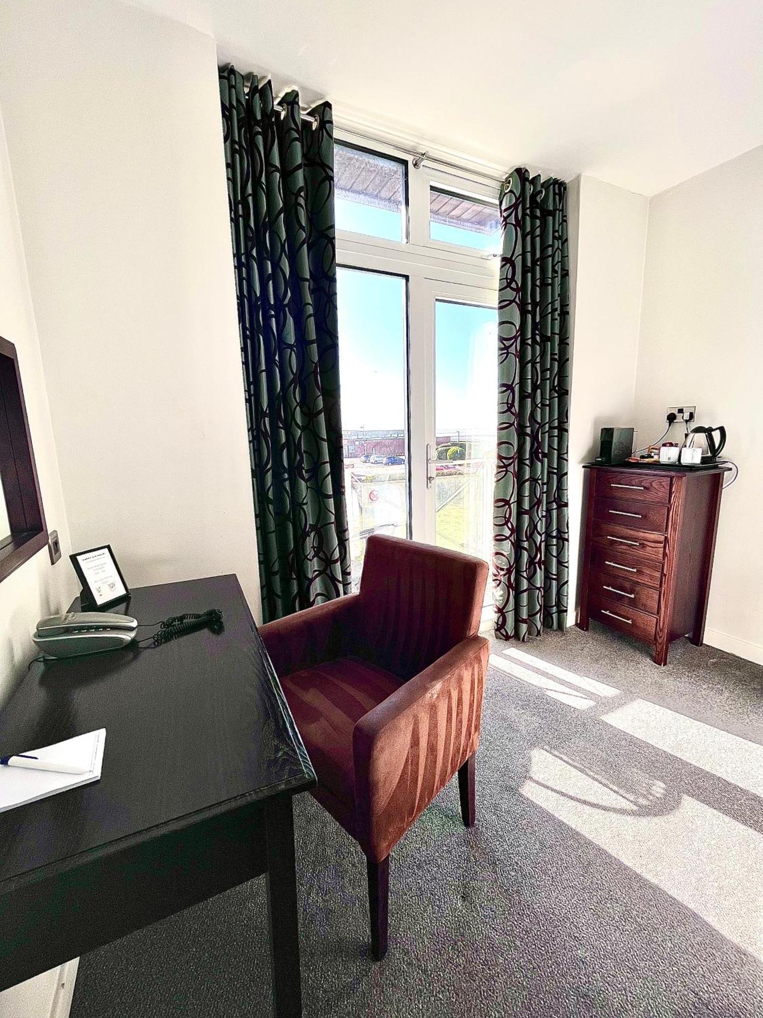 Deluxe Double Sea View Room