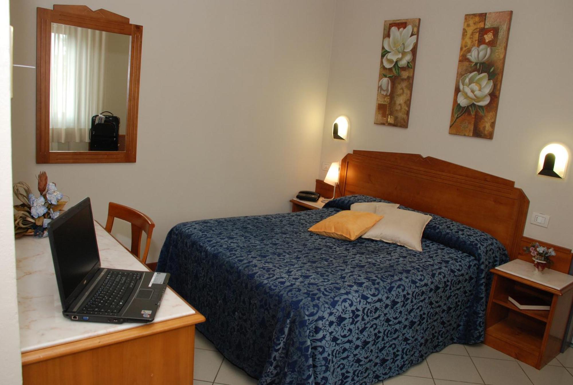 Double Room - Single Use