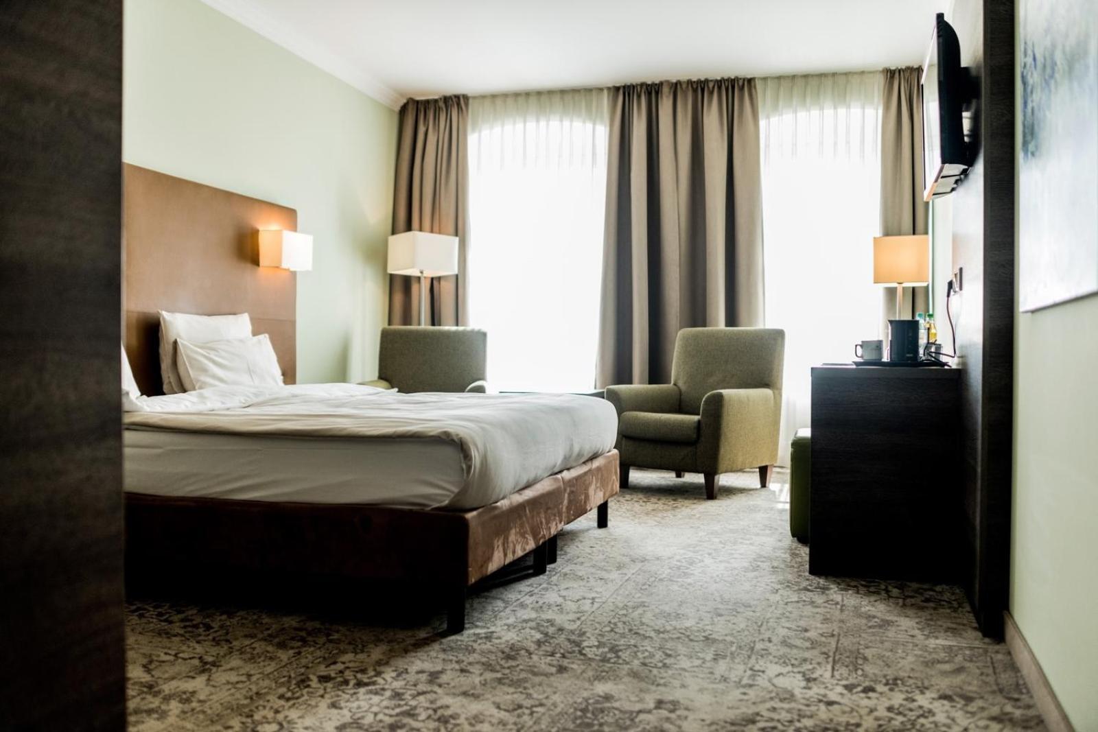 Businesskamer met Kingsize Bed