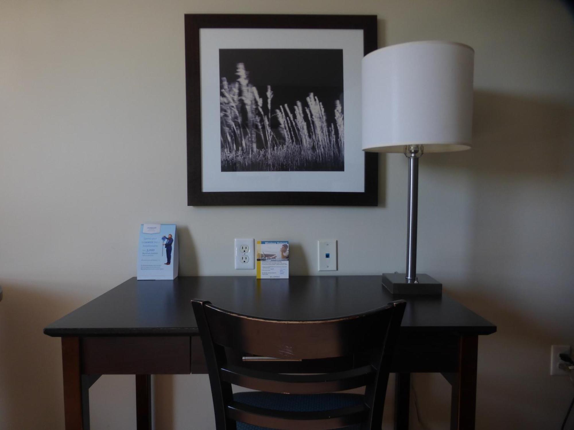 King Room - Non-Smoking