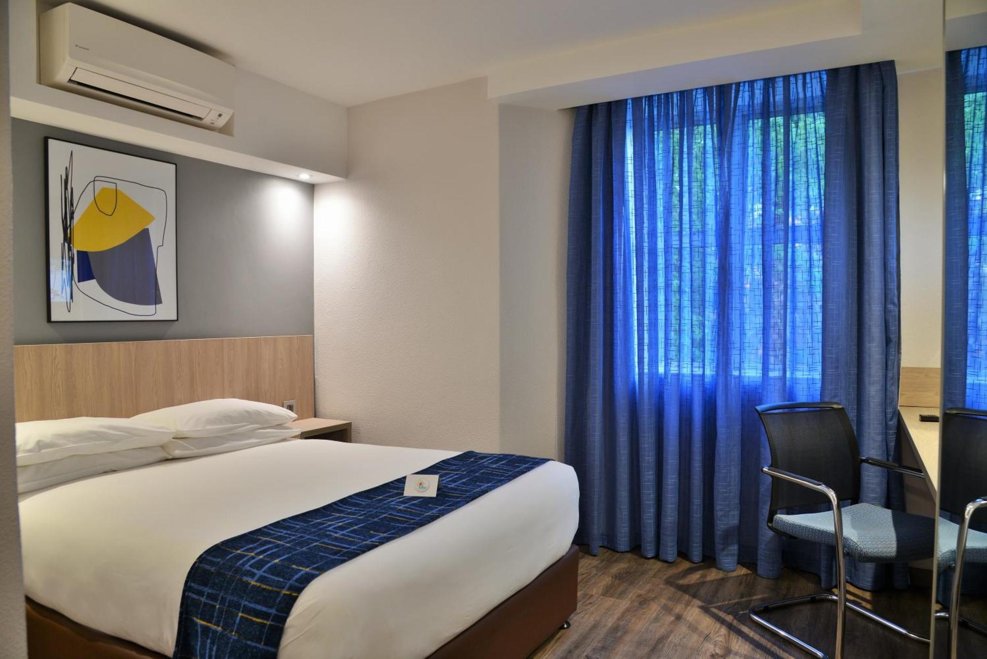 Double Room - Non-Smoking