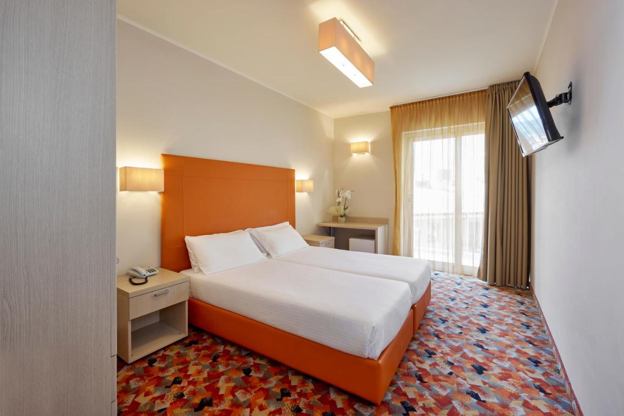 Superior Doppel- oder Zweibettzimmer mit Seeblick