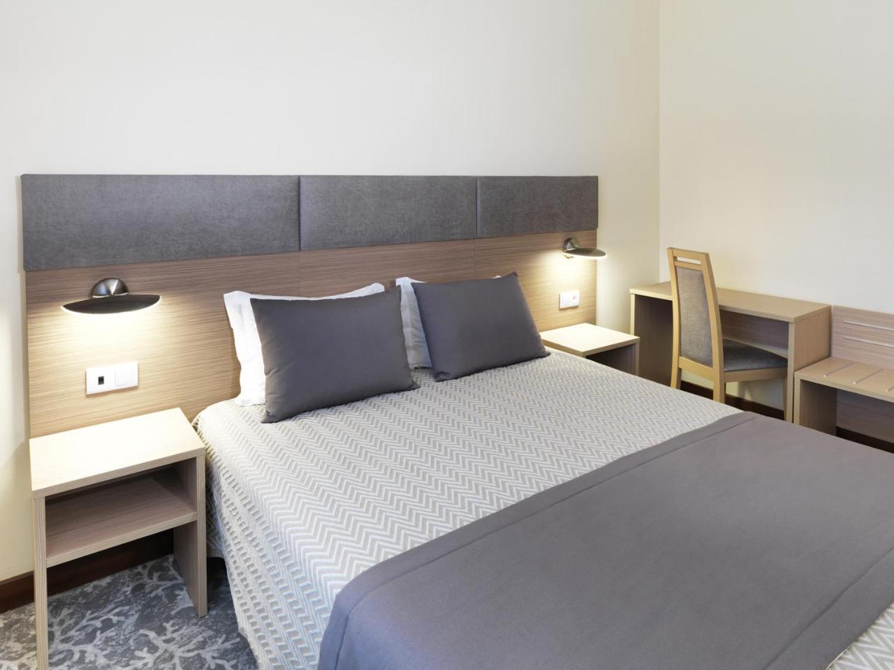 Double or Twin Room Extra Bed