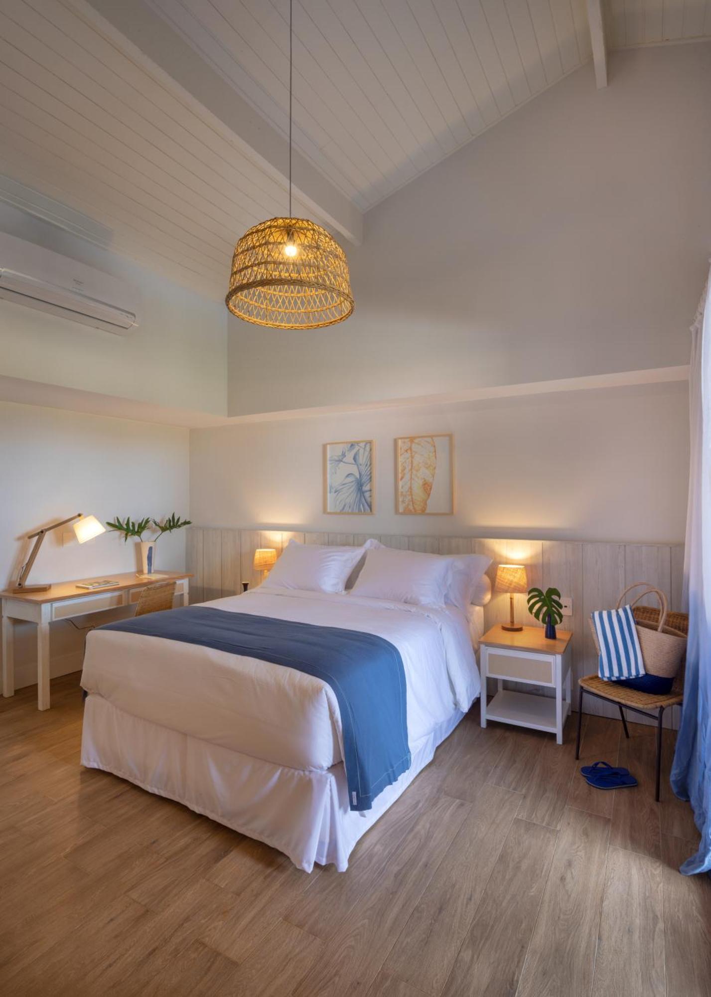 Master Suite Pier View