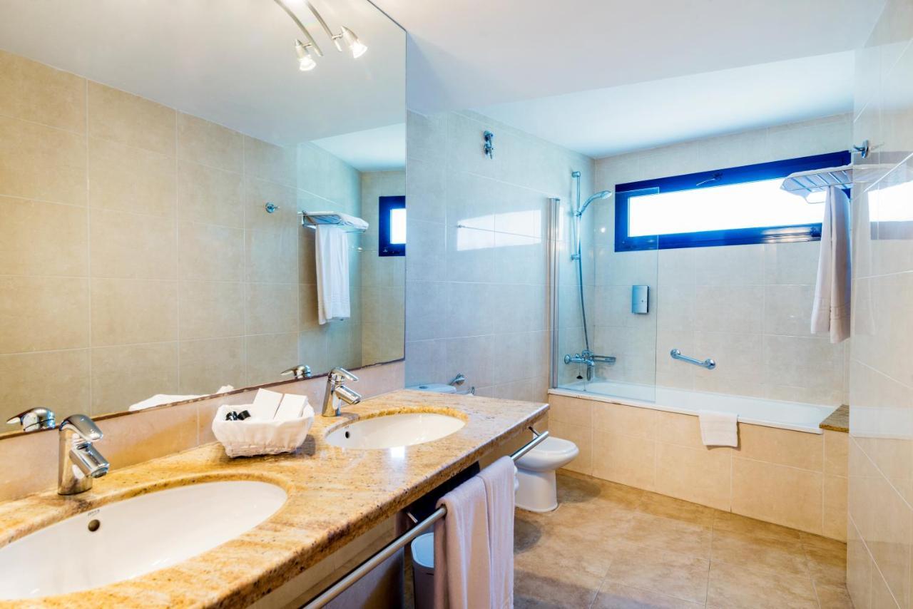 Superior Twin Room Sea View