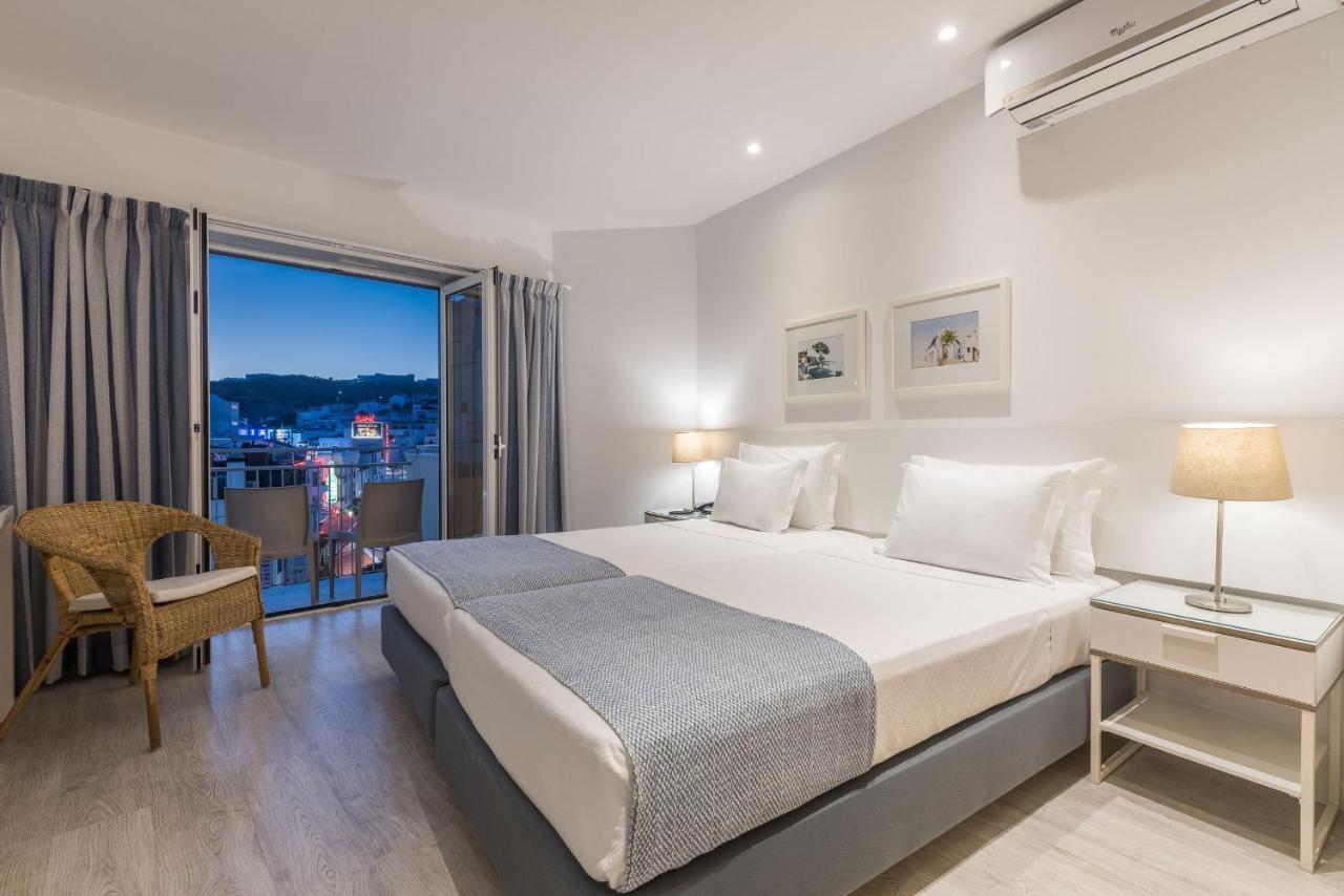 Double or Twin Room Balcony