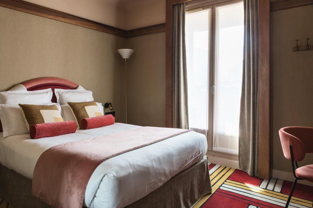 Classic Room – Florida Rose Double