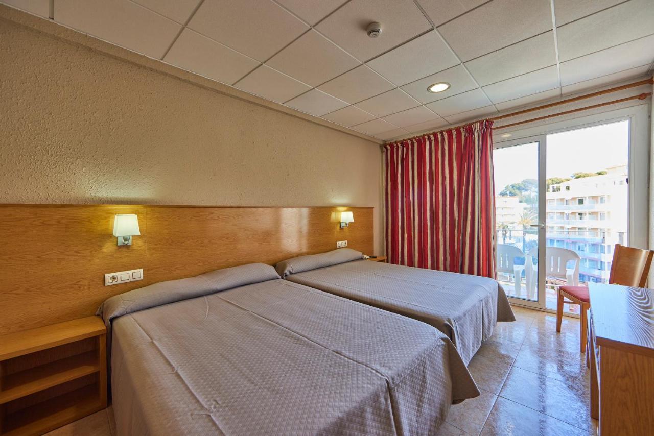 Quarto Duplo ou Twin com Vista Piscina
