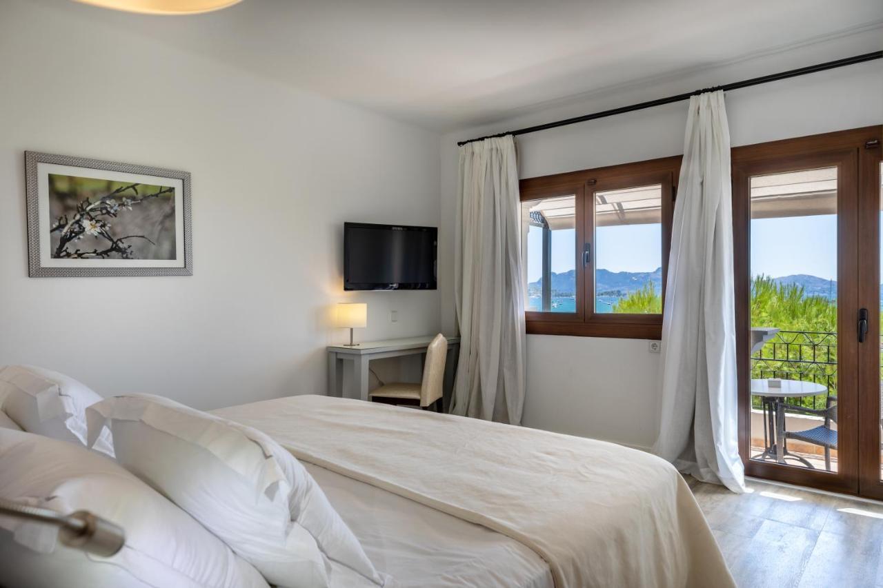 Double or Twin Room Sea View