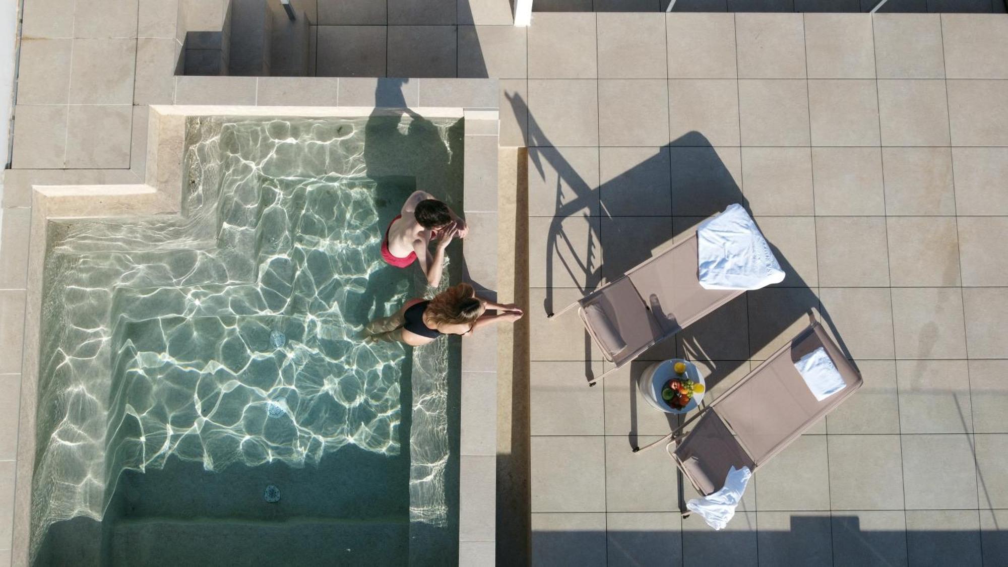 Grand Deluxe private pool