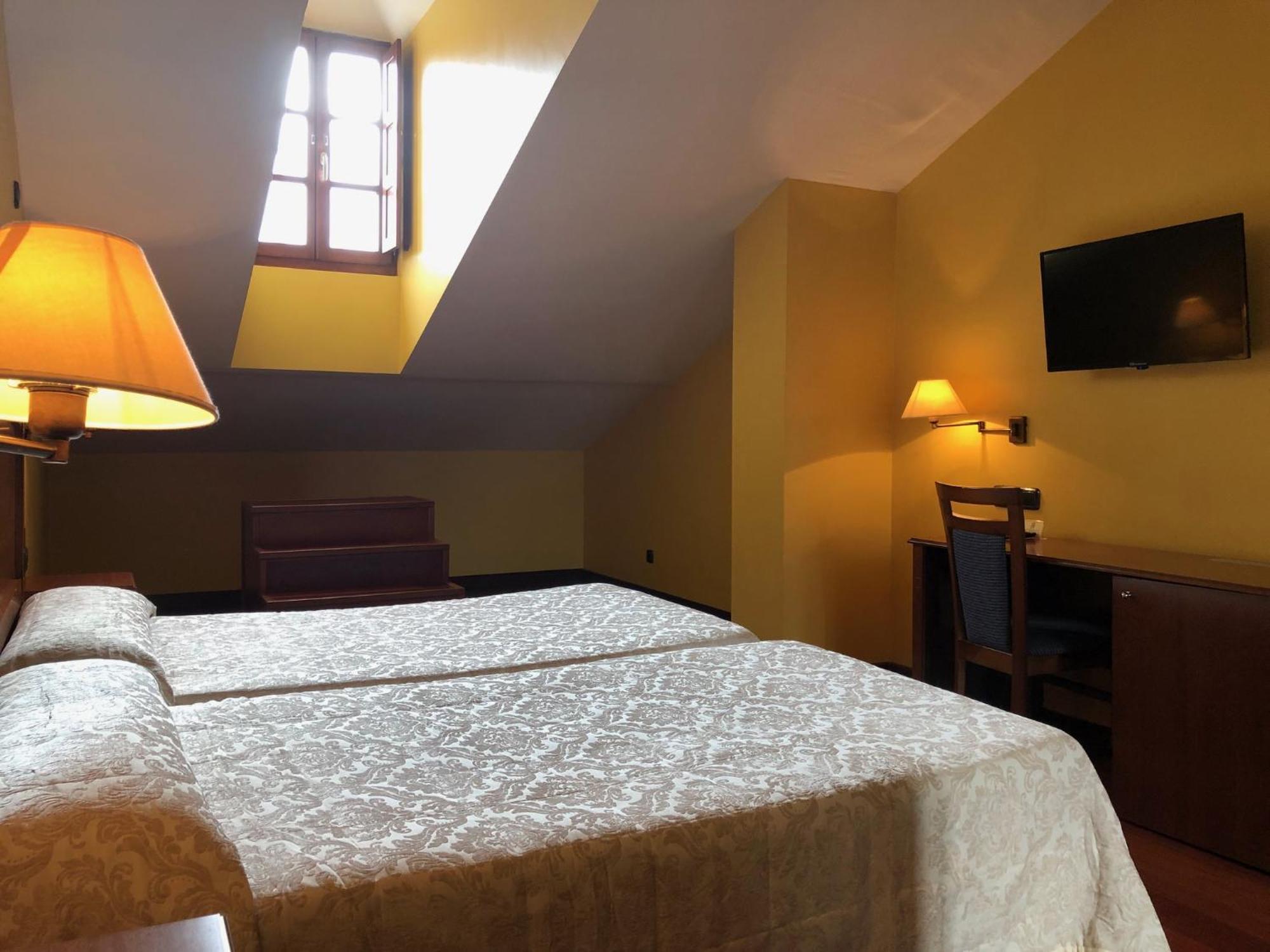 Budget Twin Room