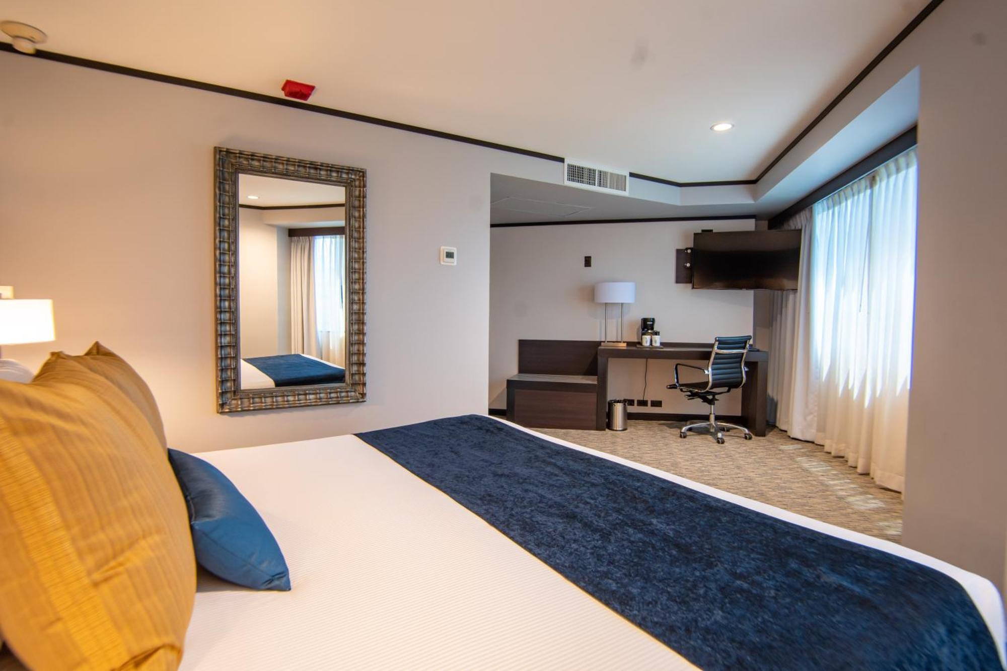 King Room,1273639810:JPEG