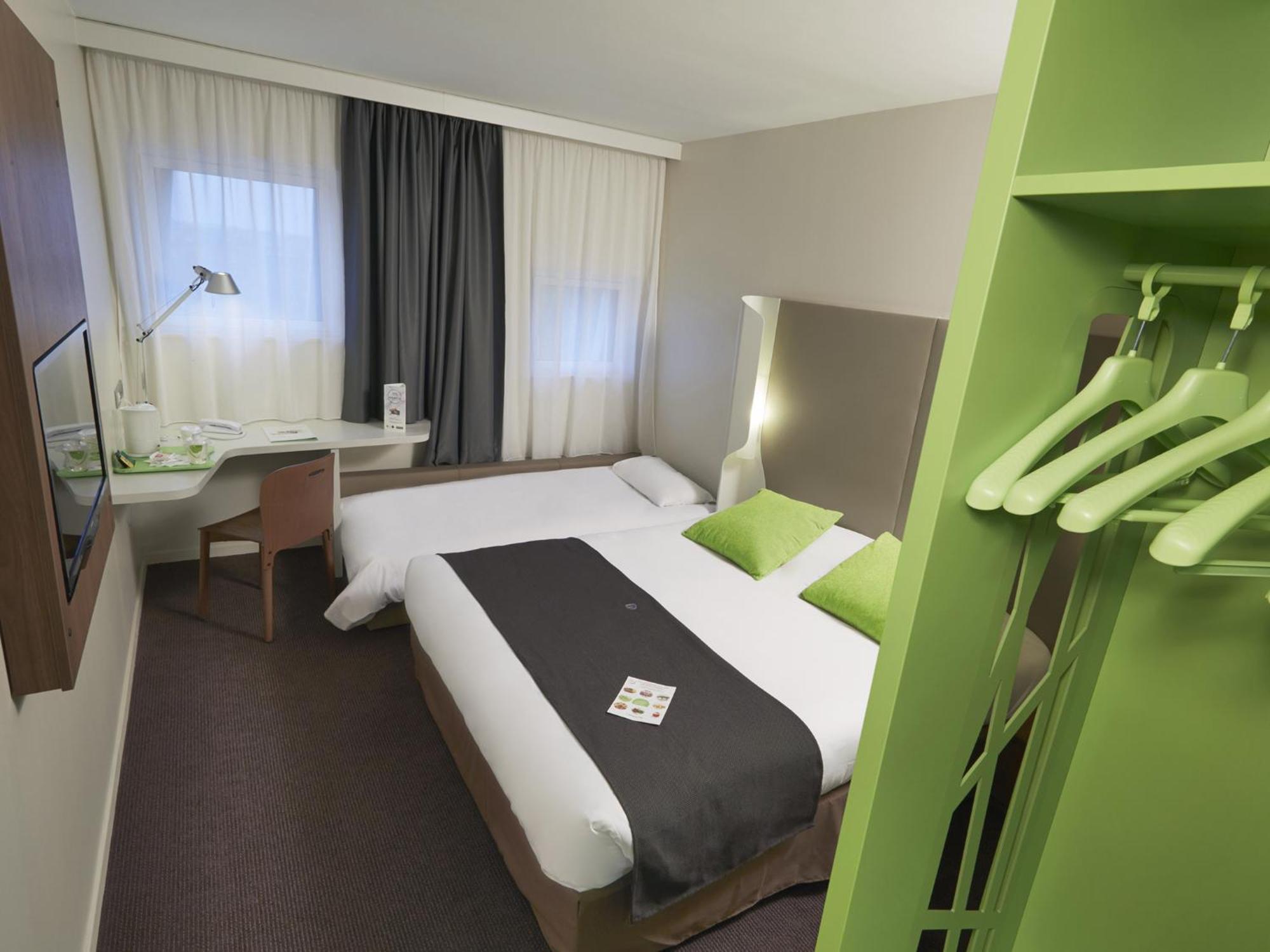 2 Adjacent Double Room