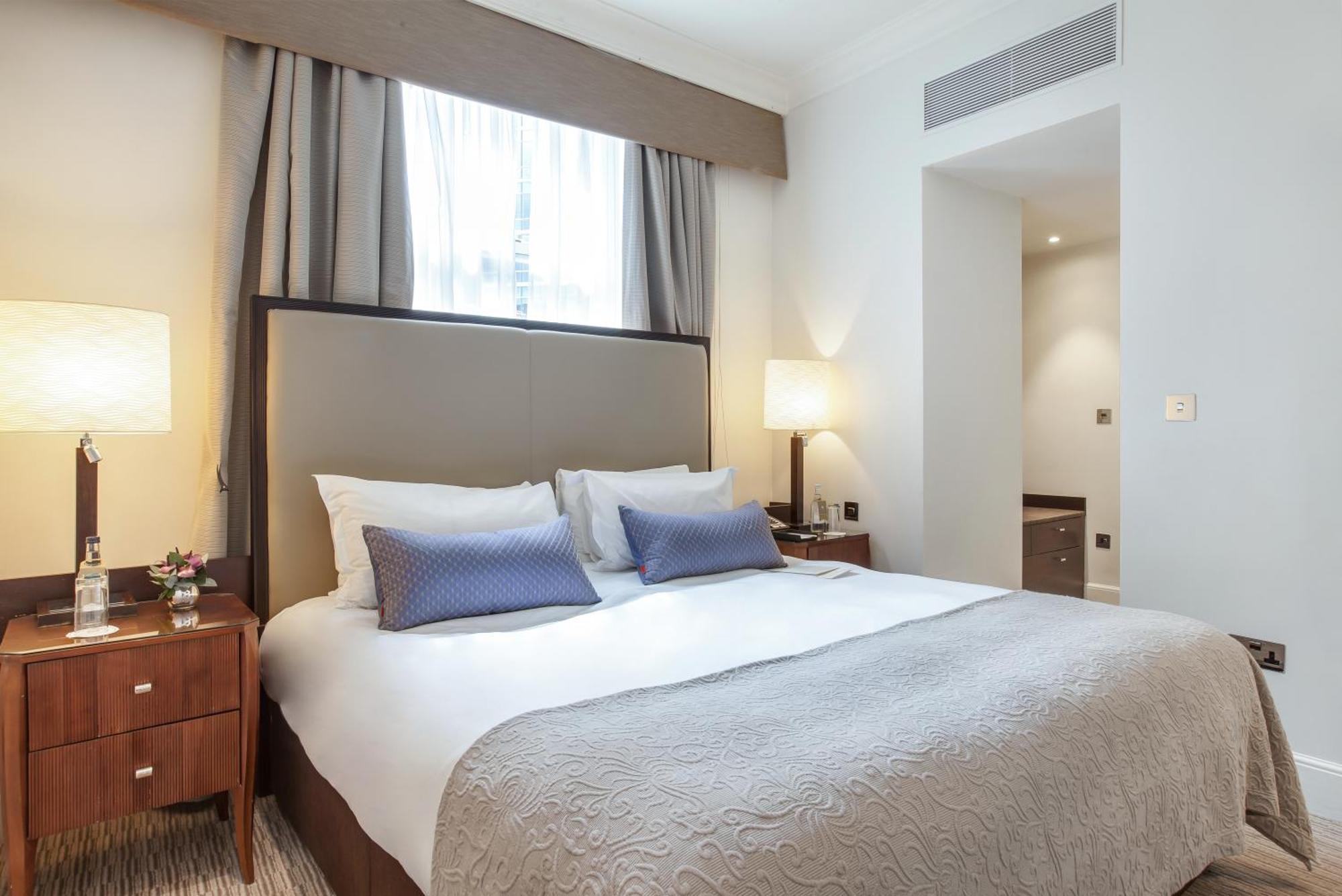 Executive Junior Suite,1274007751:JPEG