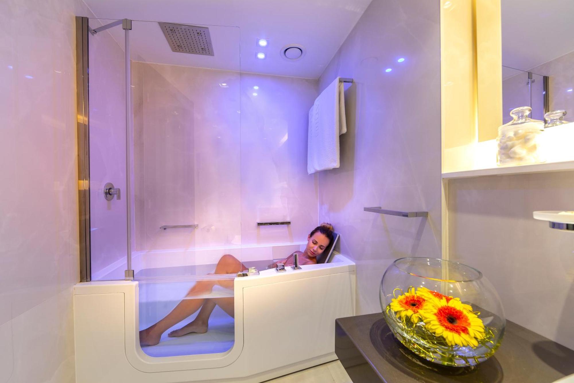 Superior Double or Twin Room with Inland View ( 3 adults),1433876614:JPEG