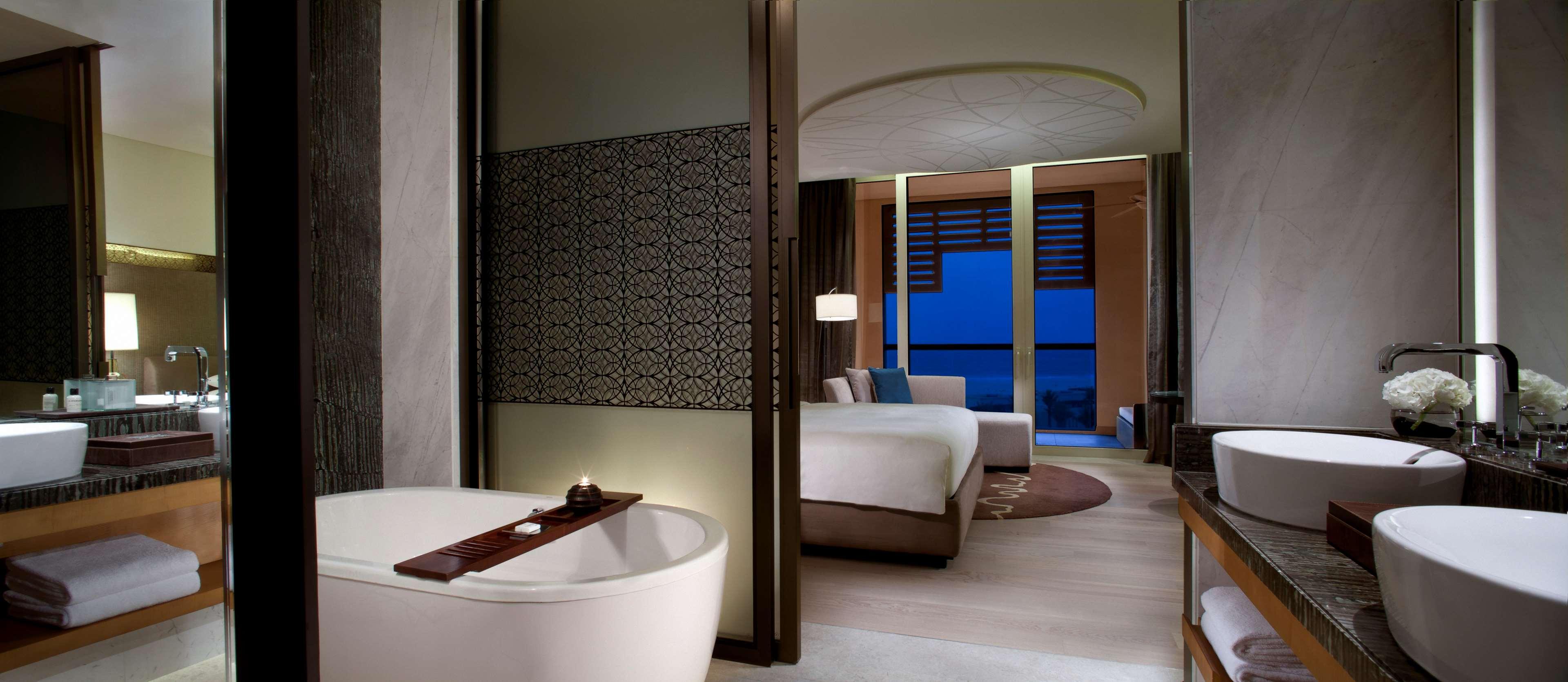 Kamer met Kingsize Bed