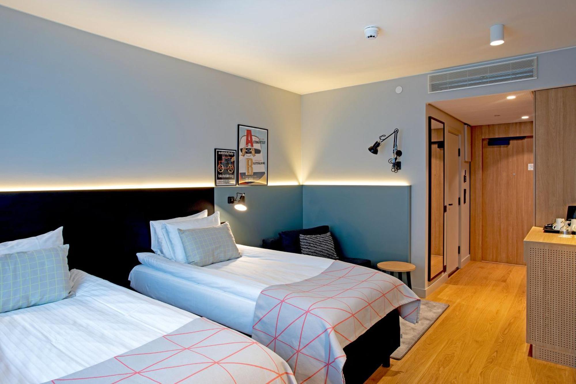 Standard Twin Room with Chair Bed - Non-Smoking,1277403658:JPEG