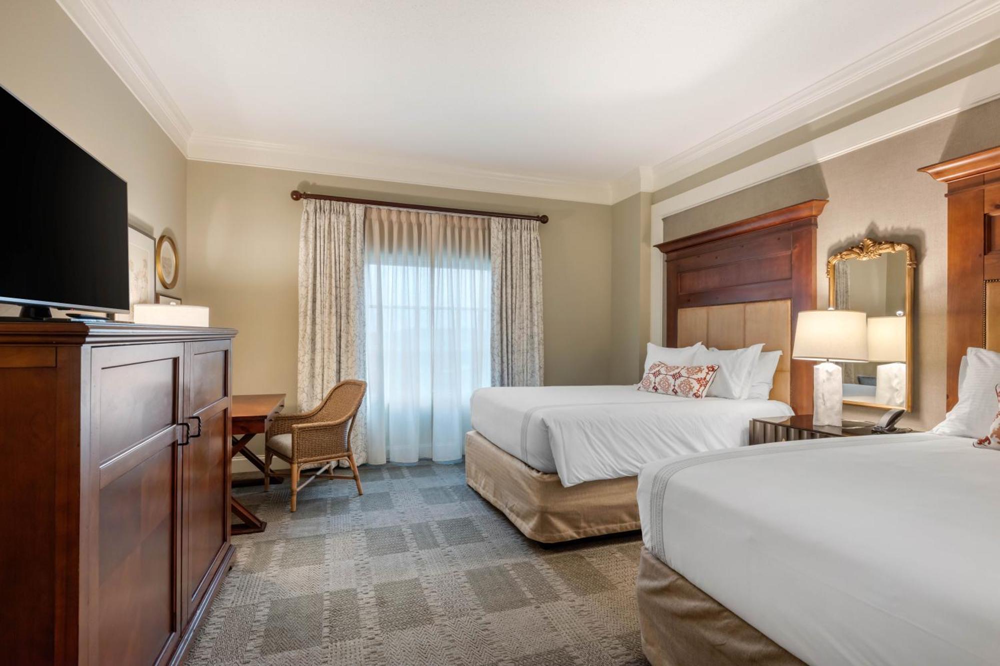 Deluxe Room 2 Queen Beds
