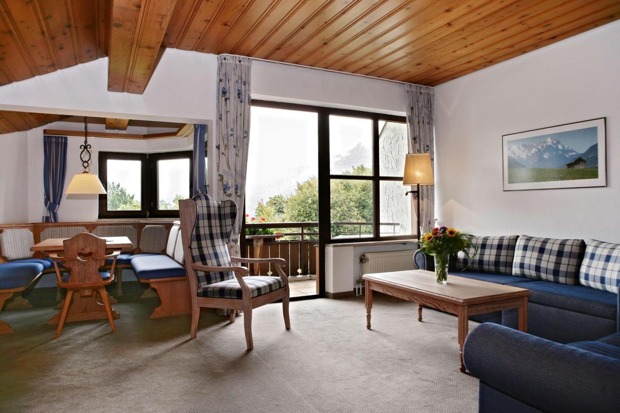 Superior Double Room,1705640747:JPEG