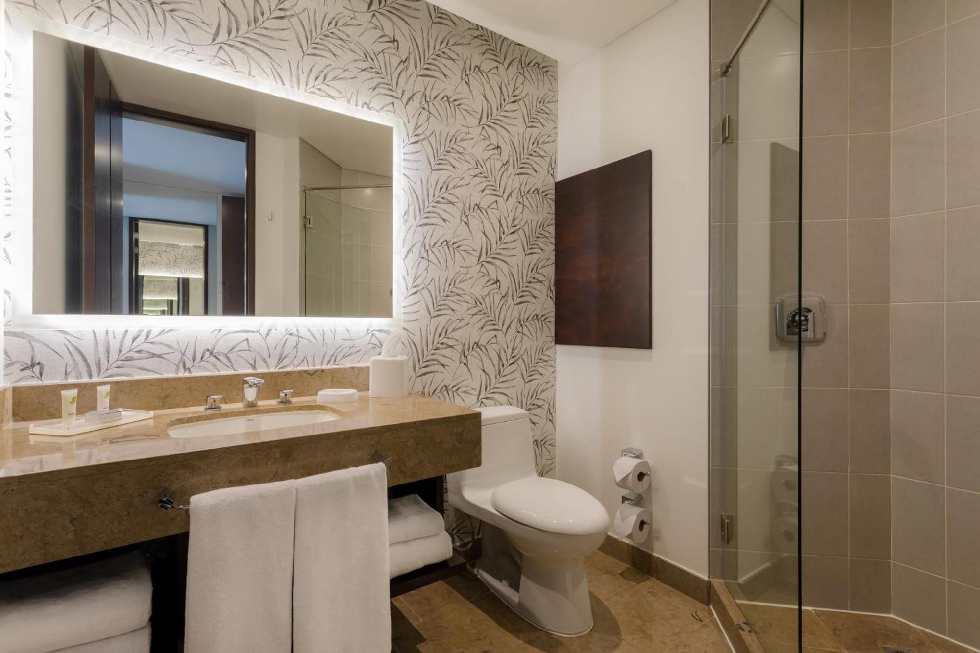 Standard Room,1553367499:JPEG
