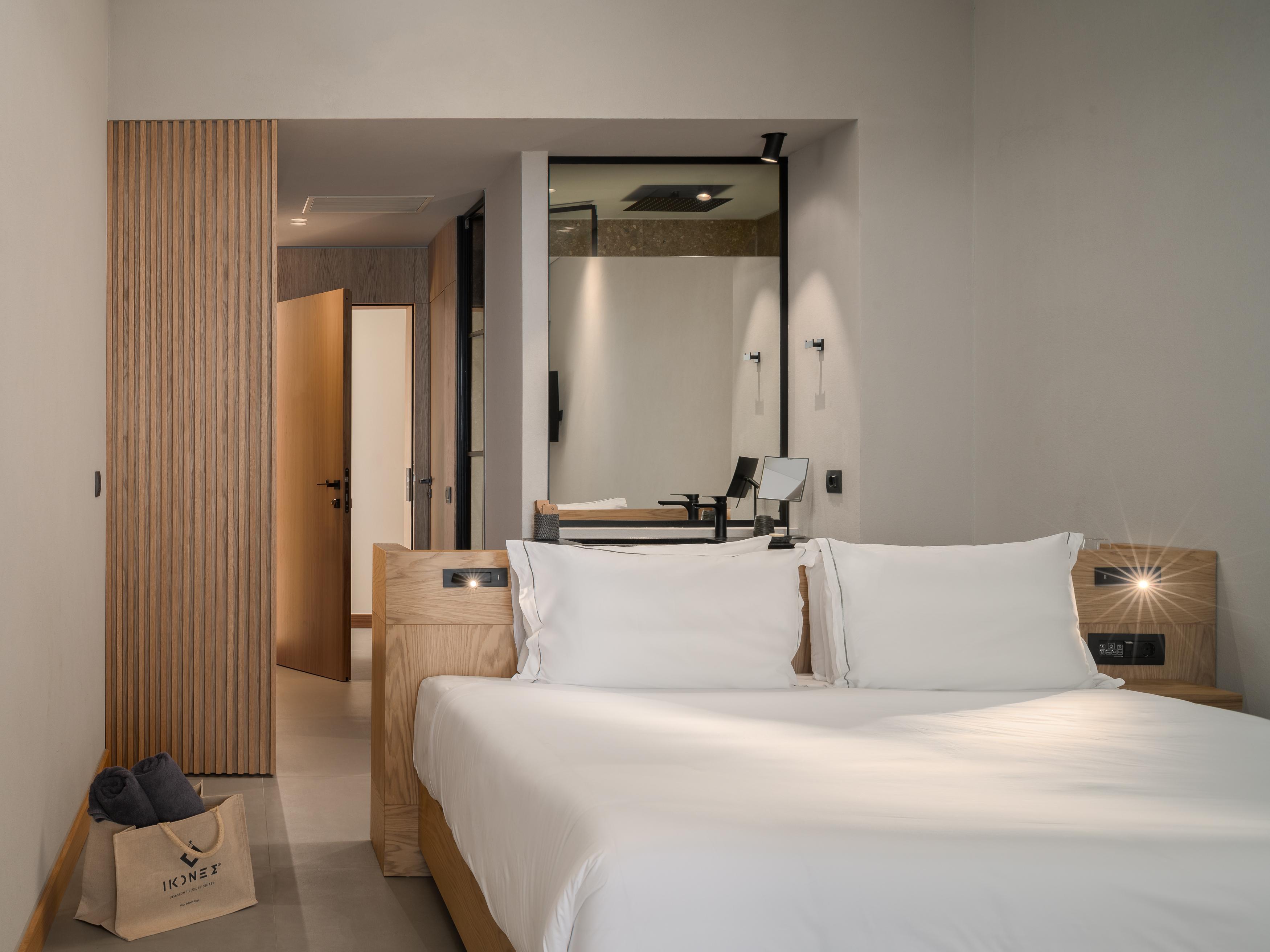 Deluxe Suite with Sea View