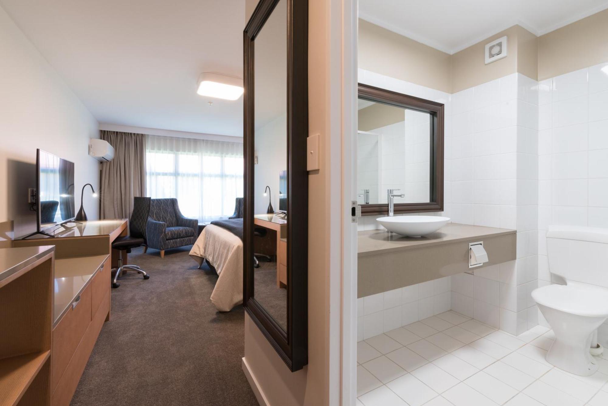 Superior King Room,1283532052:JPEG