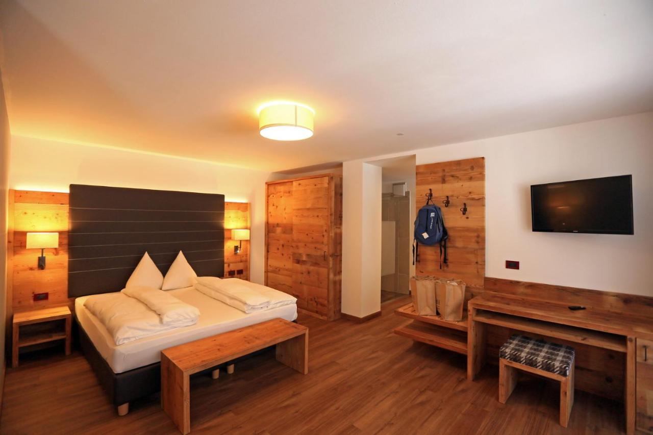 Superior Quadruple Room,1296150907:JPEG