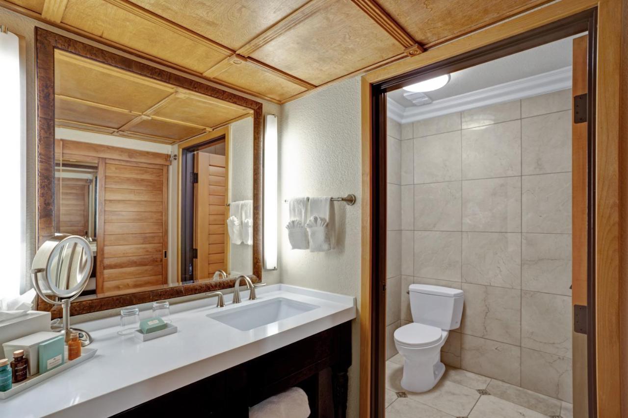 Partial Ocean View Junior Suite King