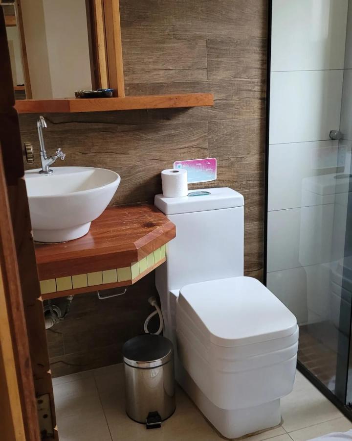 Single Room,1322597713:JPEG