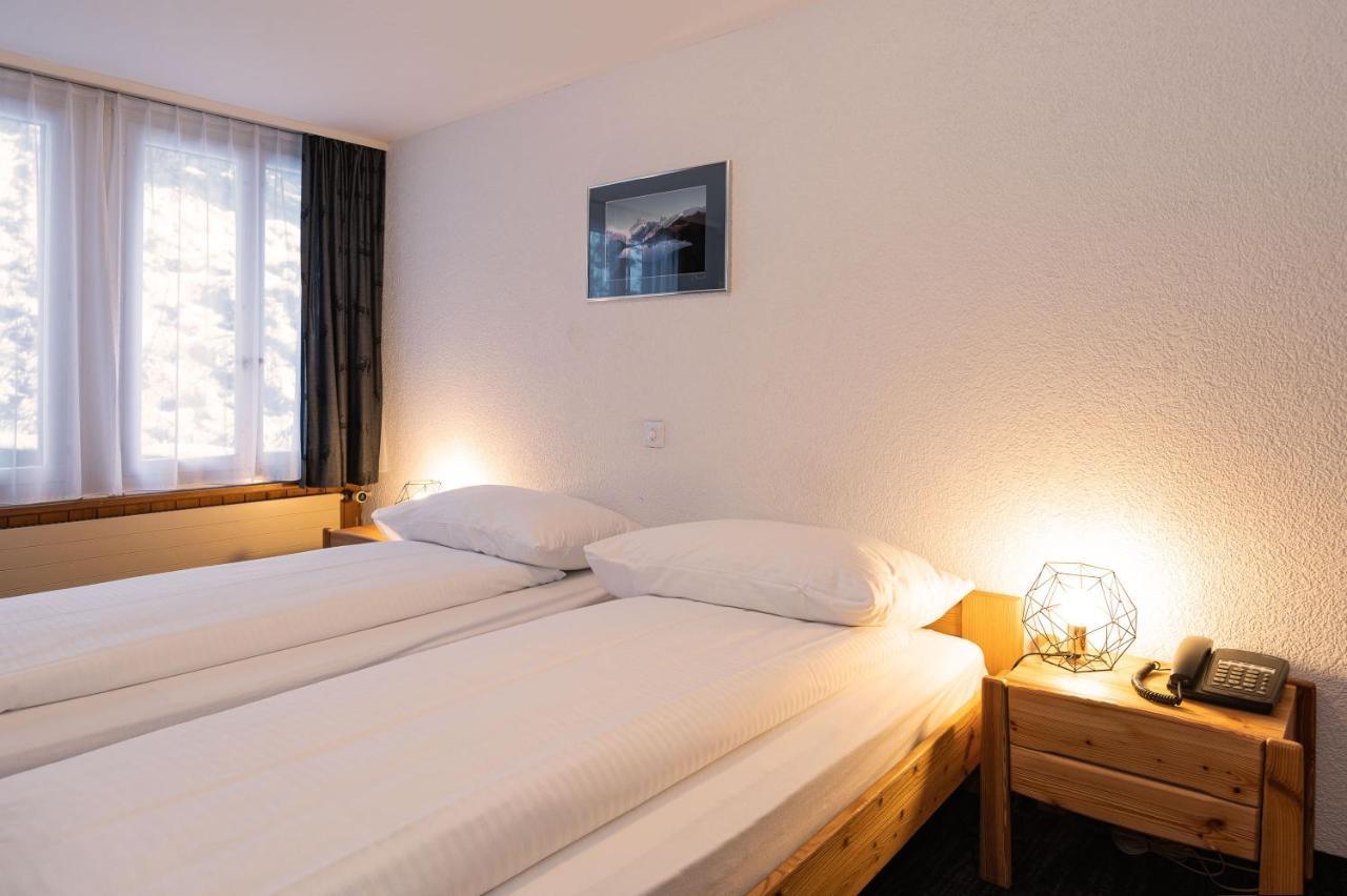 Small Double Room with Private Bathroom (no view)