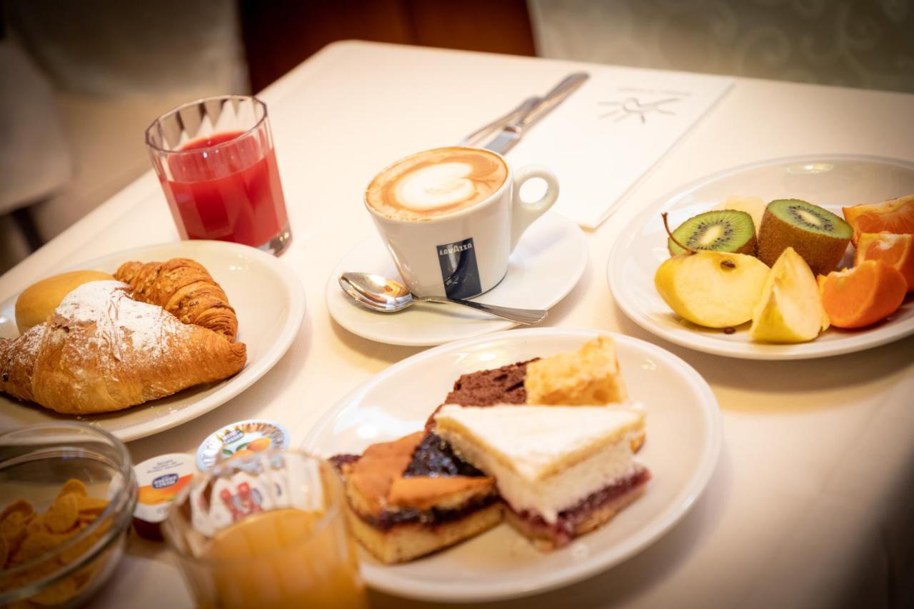 Single Room,1352984296:JPEG