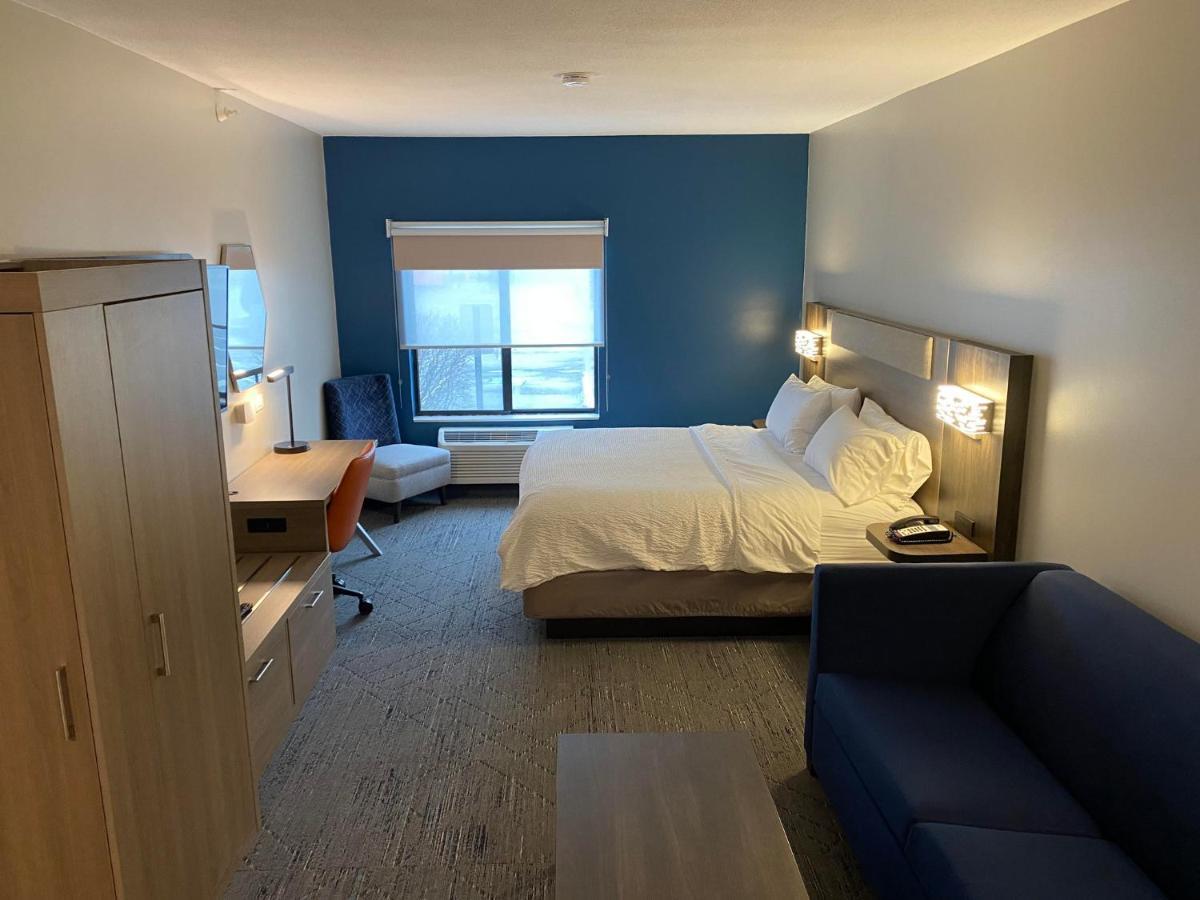 King Suite,1371632555:JPEG