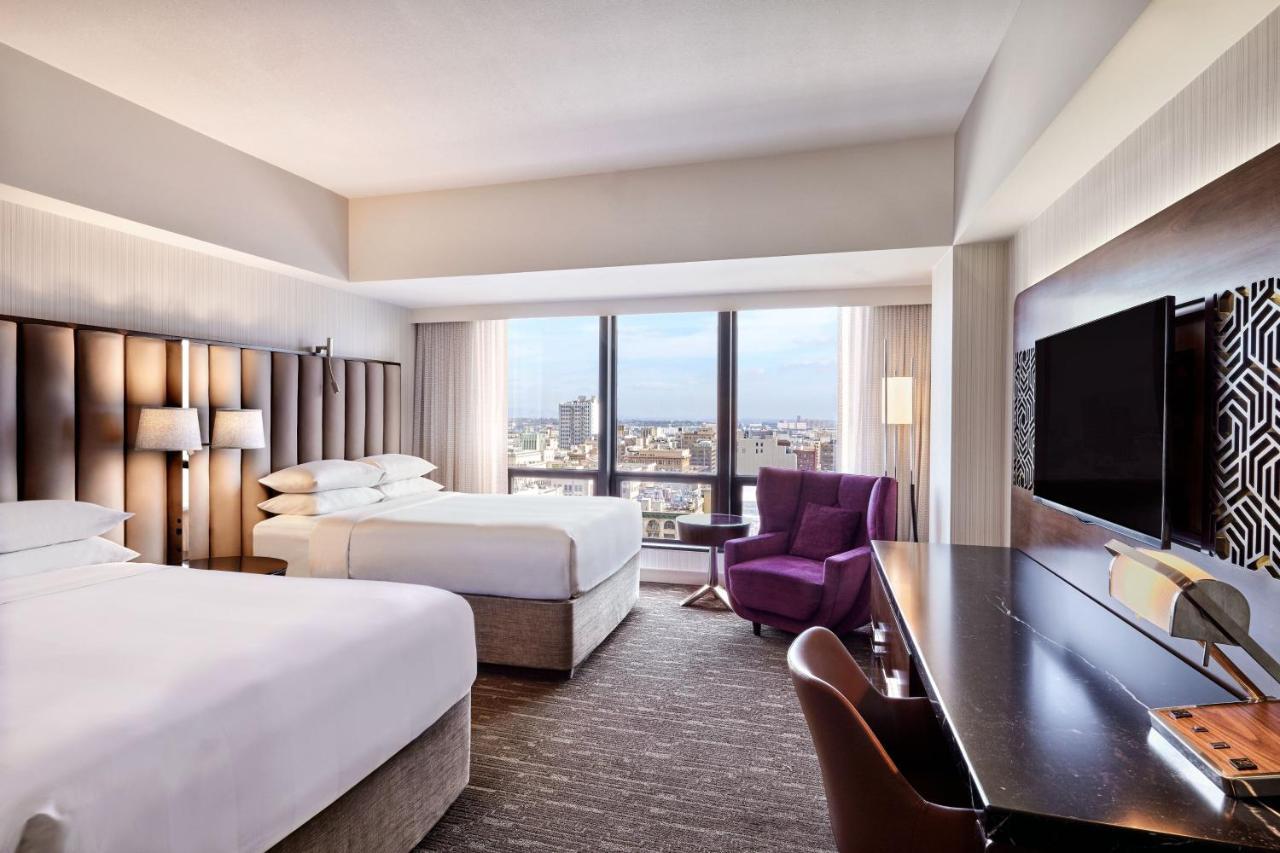 Concierge Level, Guest room, 2 Queen