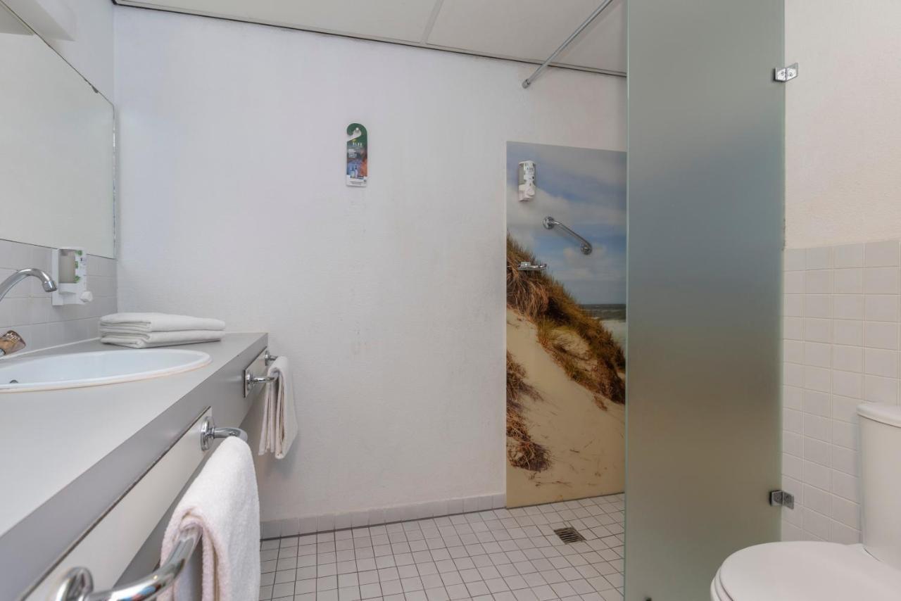 Double Room Shower,1380722627:JPEG