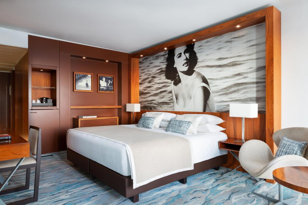 Deluxe Room City View