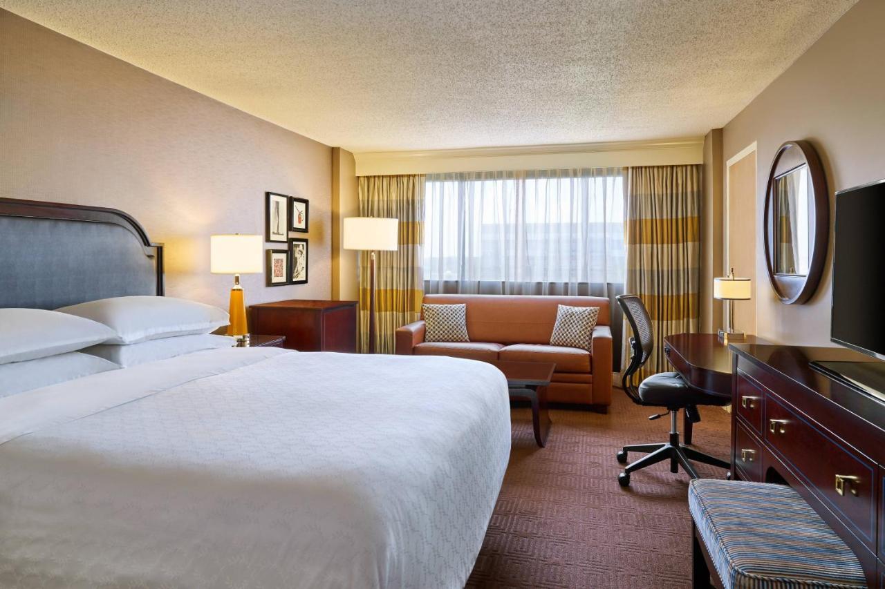 King Room,1634399265:JPEG